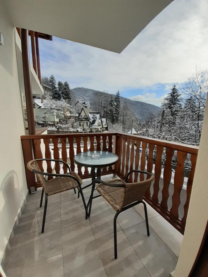 Lanobila Sinaia Exterior foto